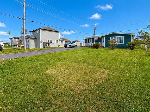5th image of 671 Sunset Drive