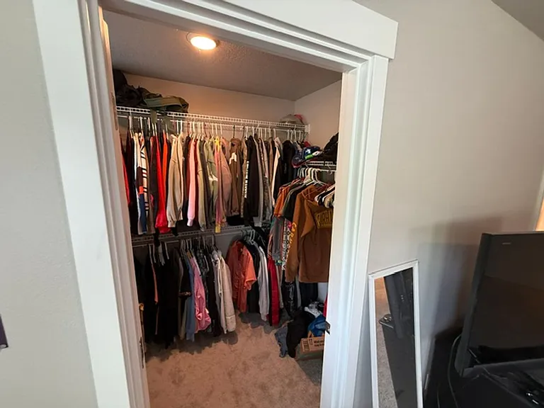 5745 NW Torchcrest Pl — Photo 12