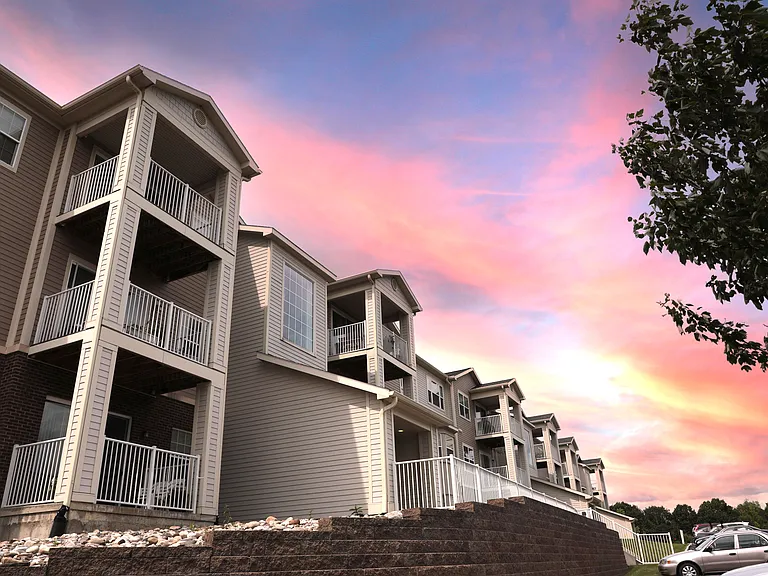 Stonegate Apartments — Photo 2