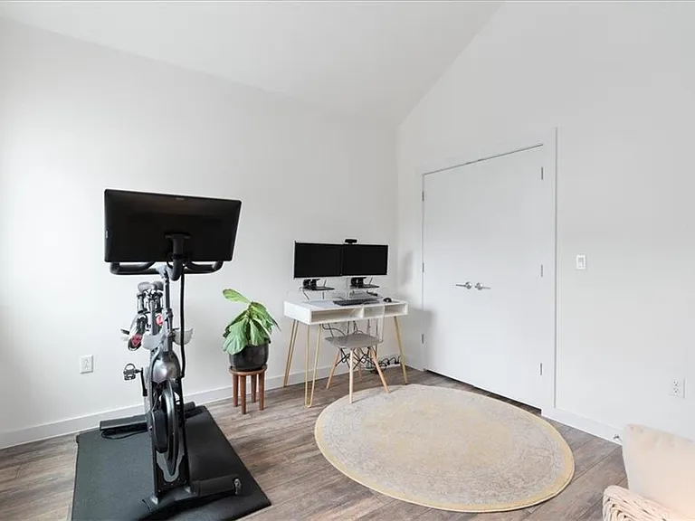 801 N Bluff Dr #18 — Photo 20