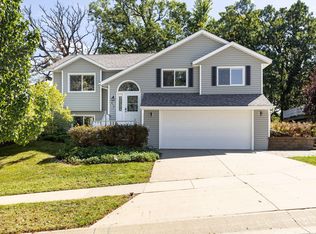 610 Cortland Ln SW, Rochester, MN 55902