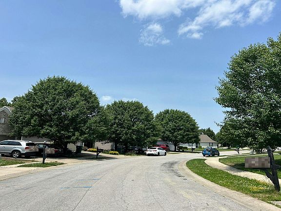 4th image of 8066 Loveridge Dr
