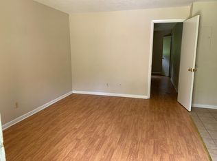 5170 SE 112th Street Rd APT C, Belleview, FL 34420