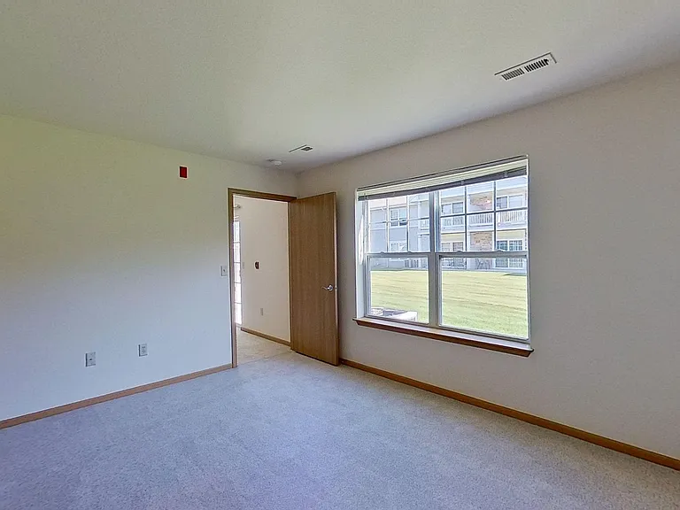 312 E Gate Dr #20 — Photo 8