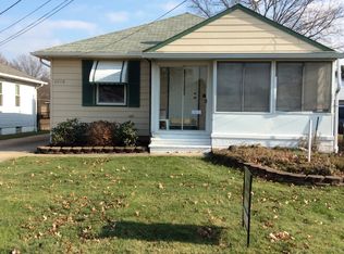 32118 Densmore Rd, Eastlake, OH 44095