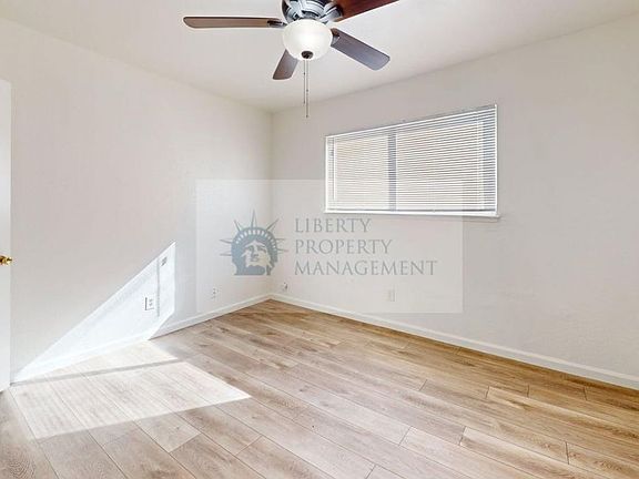 5th image of 412 Greenbrier Ave