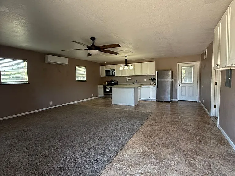 8033 Lax Dr — Photo 19