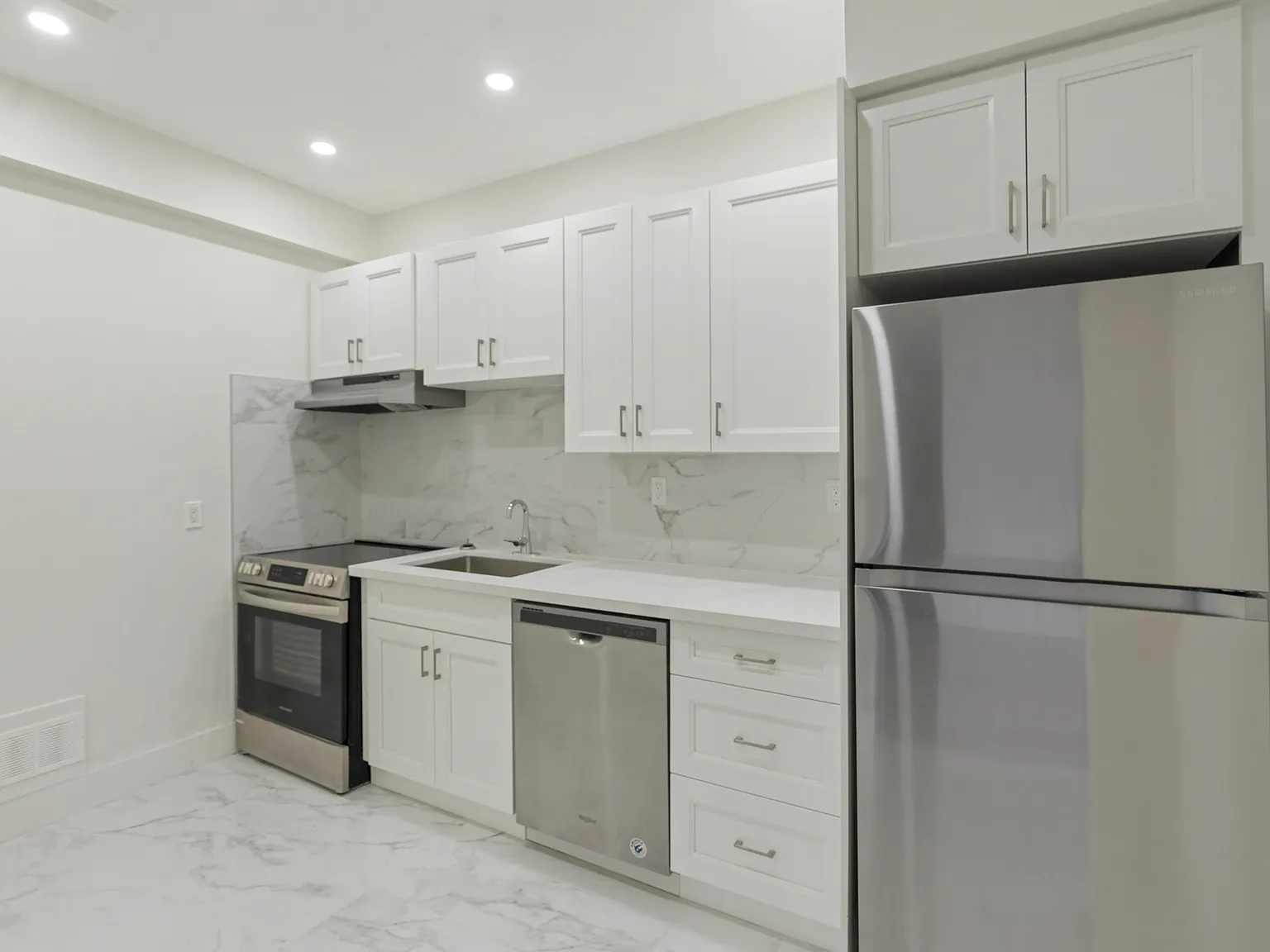 13 - 523 Bay St, Midland, ON L4R 1L2, Canada — Photo 4
