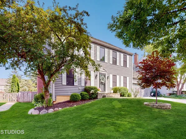 513 Long Hill Rd, Gurnee, IL 60031