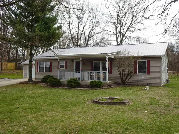 10971 E South Ave, Walkerton, IN 46574