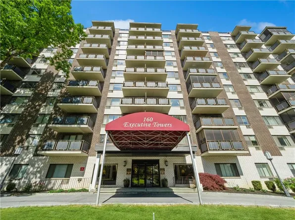 160 Academy Street #8L, Poughkeepsie, NY 12601