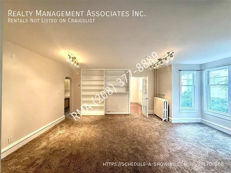 712 W Franklin St #1 — Photo 3
