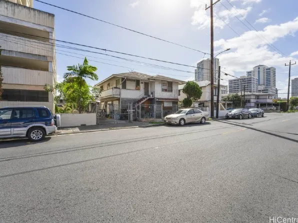 767D Paani St, Honolulu, HI 96826
