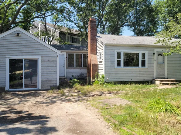 55 Kings Way, Hyannis, MA 02601
