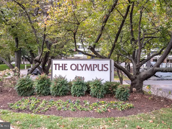 6301 Stevenson Ave APT 806, Alexandria, VA 22304