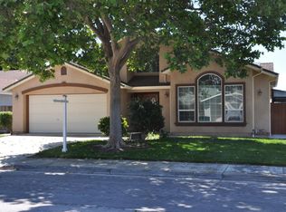 541 Leisure Ct, Hollister, CA 95023