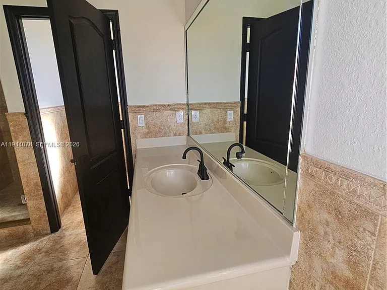15387 SW 21st Ln — Photo 28