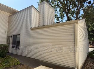 700 McCoy Ct APT 31, Lodi, CA 95240
