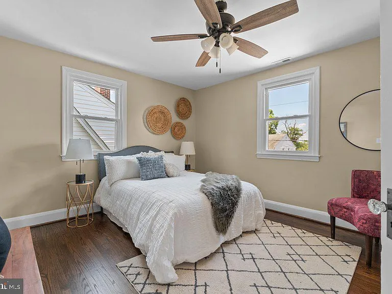 3027 Lavender Ave — Photo 17