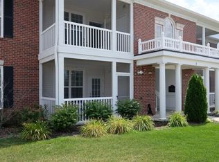 1004 W Summerfield Gln, Ann Arbor, MI 48103