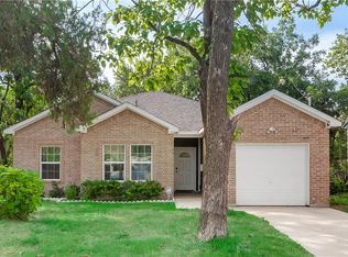 2826 Fordham Rd, Dallas, TX 75216