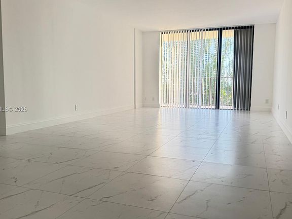 2nd image of 18151 NE 31st Ct APT 707