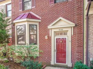 5440 Barrister Pl, Alexandria, VA 22304