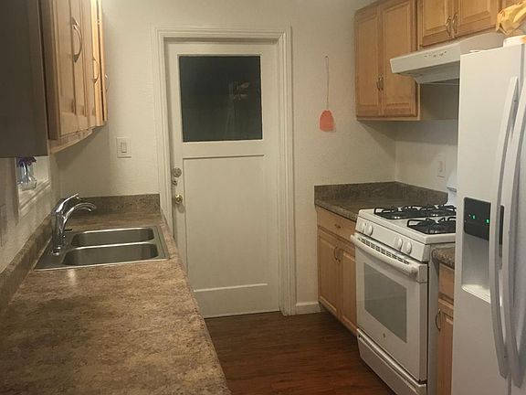 3rd image of 3066 Callecita St