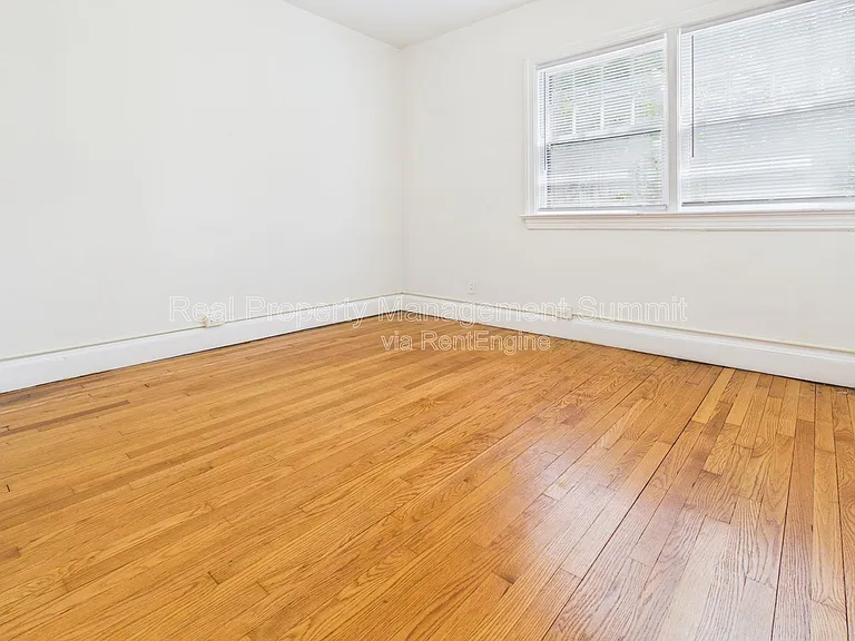 640 Alleghany Ave — Photo 18