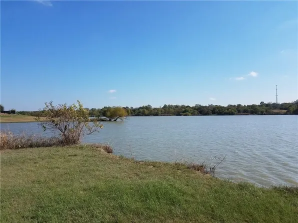 277 Lakeside Dr, Rockwall, TX 75032