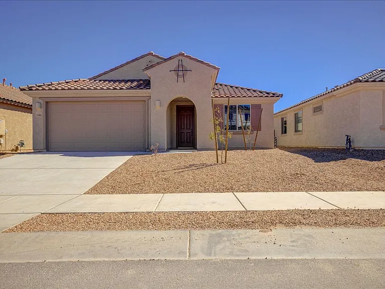 13466 E Joseph Mills Ln — Photo 1