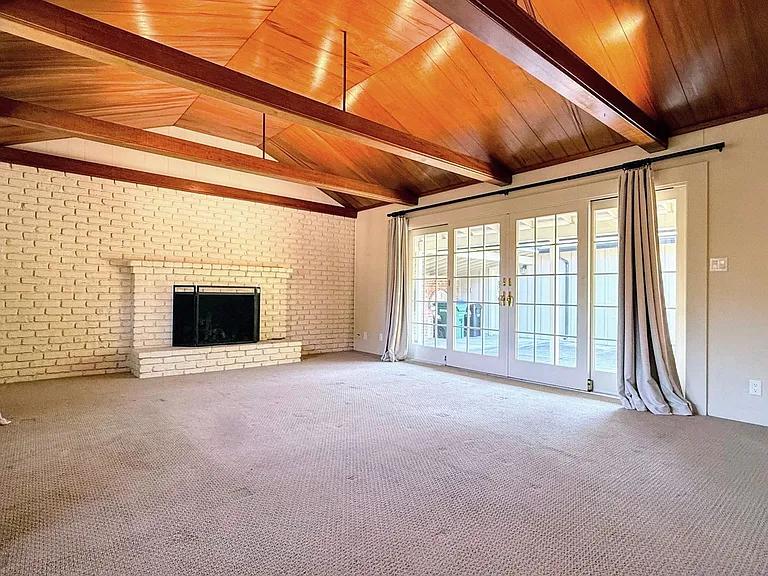 1711 Cabana Dr — Photo 15