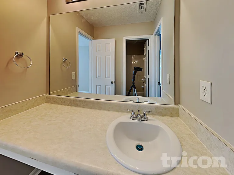 5148 Estonian Dr — Photo 17