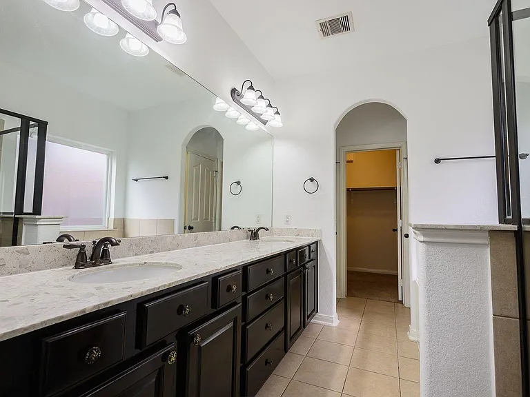 4017 Firenze Dr — Photo 7