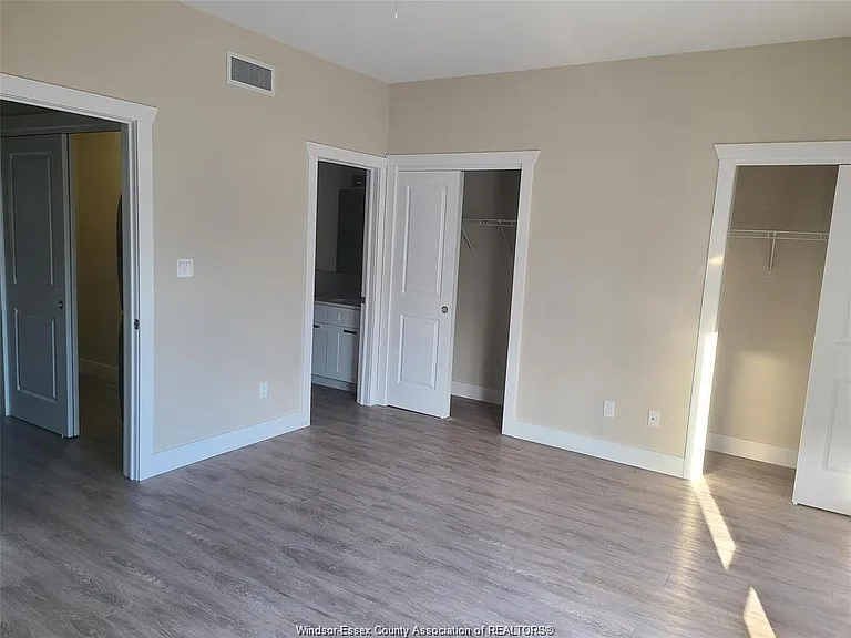 550 Sandison St #23 — Photo 13