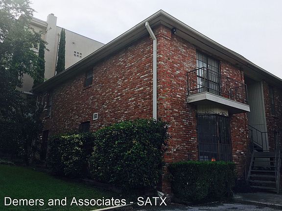 4th image of 235 E Mulberry Ave #105