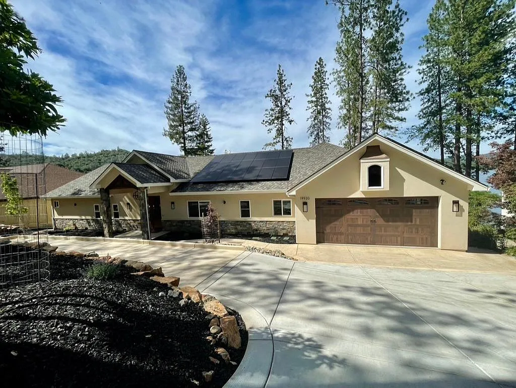 19930 Chaparral Cir photo 1