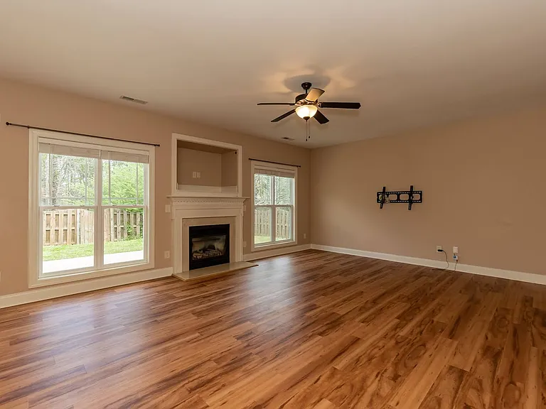 913 Steelhorse Dr — Photo 11