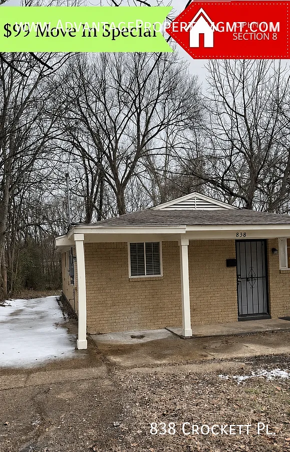 Spacious 4 bedroom 2 bath home - Open To Section 8 — Photo 1