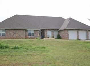 1221 N Morgan Rd, Tuttle, OK 73089