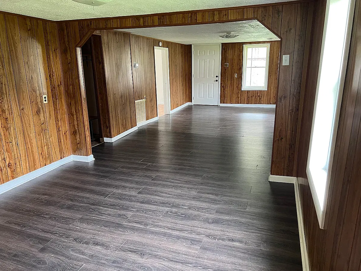 2 bed, $895 — Photo 3
