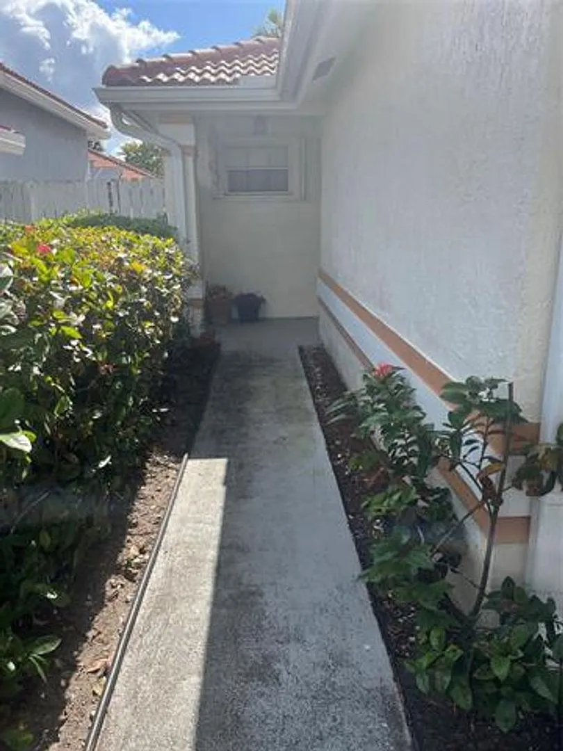 13412 NW 5th Pl # 13412, Plantation, FL 33325 — Photo 3