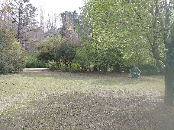 3rd image of 1963 Pitch Landing Rd