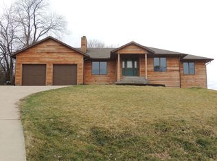 10 Willow Ct, Spring Valley, IL 61362