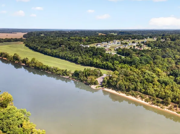 105 Sarah Frances Ct, Clarksville, TN 37043