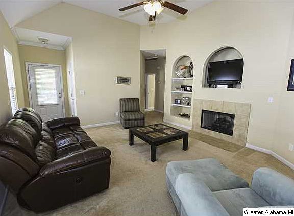 4th image of 5228 Promenade Dr