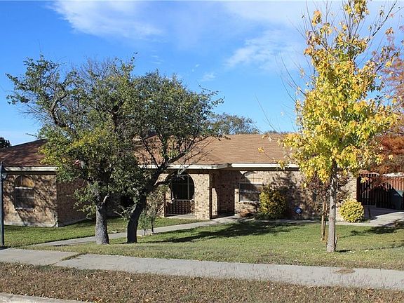 2nd image of 433 Jeffery Ln
