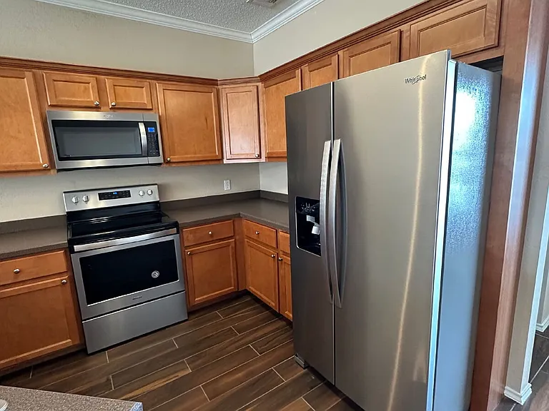 2108 Main St #2 — Photo 5