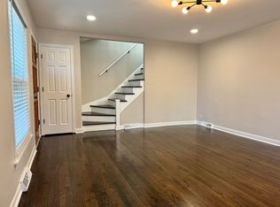 22 Howard Ave, Hillside, IL 60162