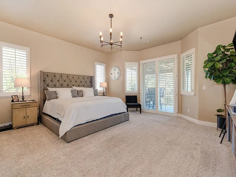 7029 Pembroke Way — Photo 62
